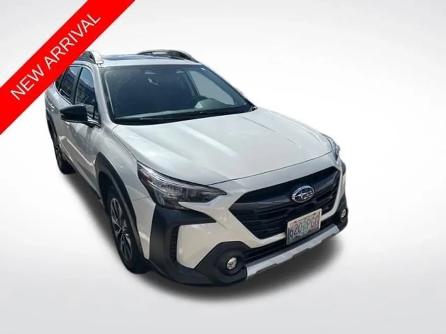 2023 Subaru Outback Limited photo 1