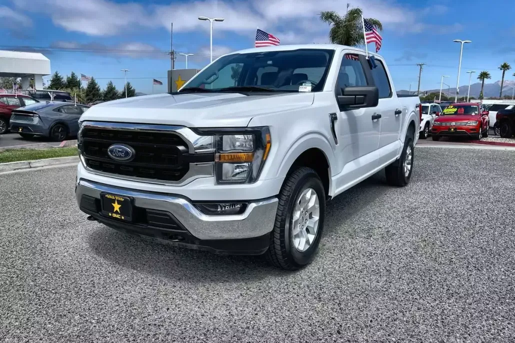 2023 Ford F-150 XL photo 1