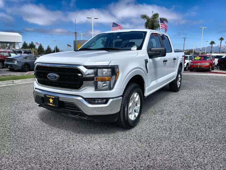 2023 Ford F-150 XL photo 1