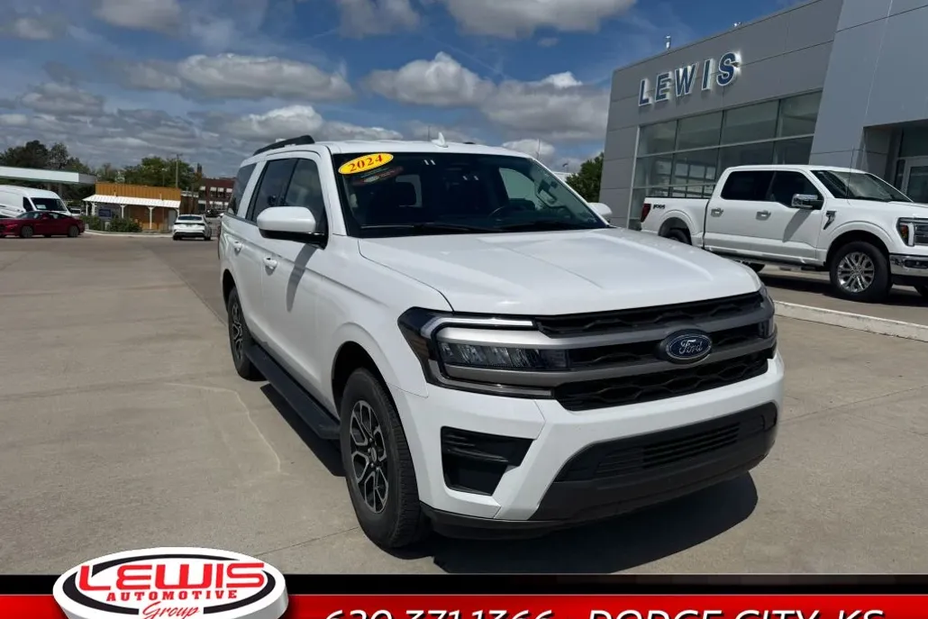 2024 Ford Expedition XLT photo 1