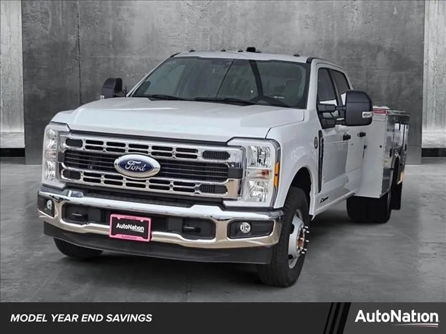 2024 Ford F-350 XL photo 1