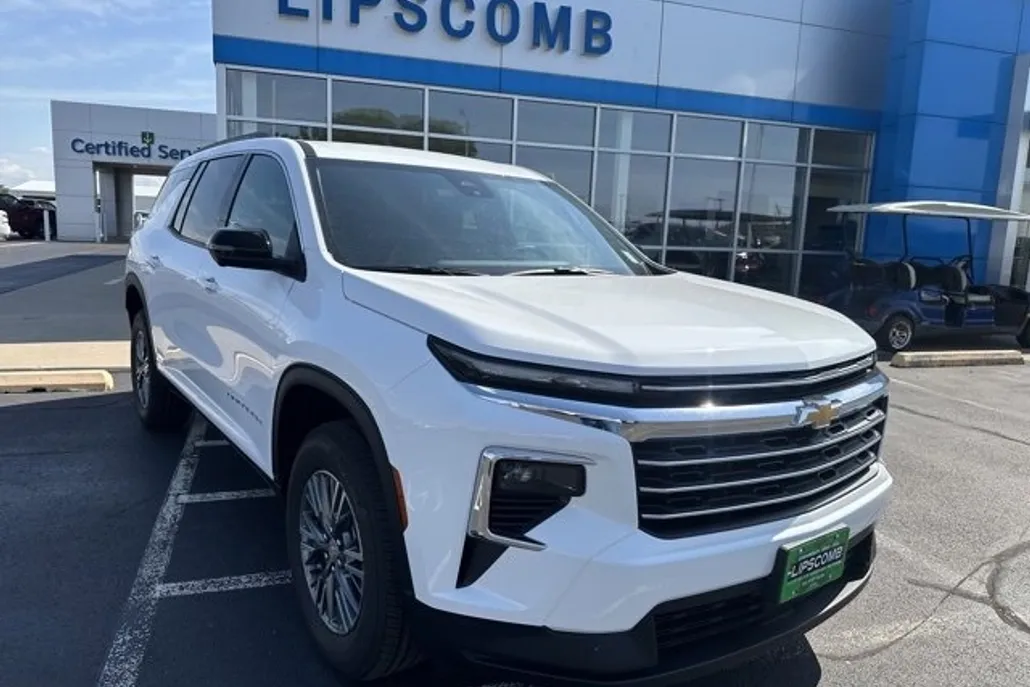 2026 Chevrolet Traverse photo 1