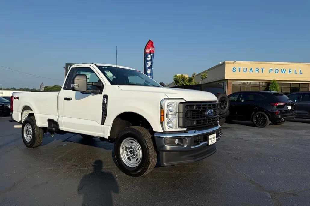 2025 Ford F-250 XL photo 1