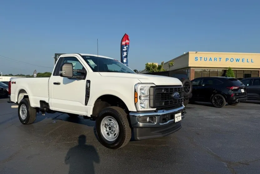 2025 Ford F-250 XL photo 1