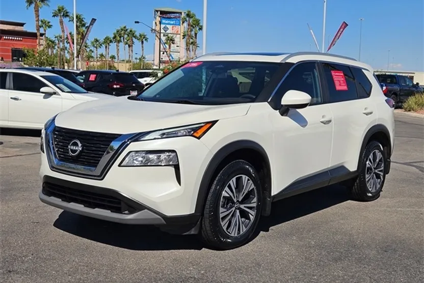 2023 Nissan Rogue SV photo 1