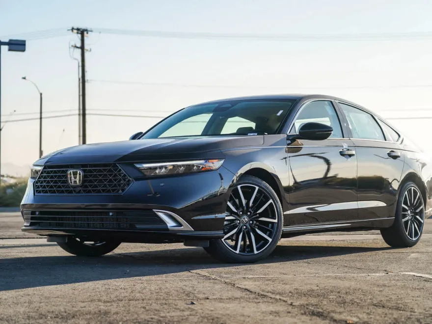 2025 Honda Accord Hybrid Touring photo 1