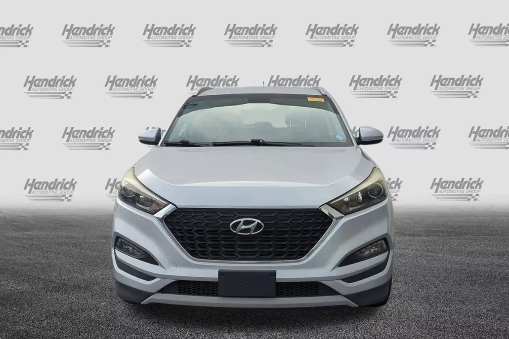 2017 Hyundai Tucson Sport photo 1