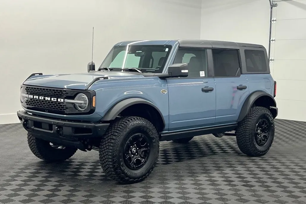 2023 Ford Bronco Wildtrak photo 1