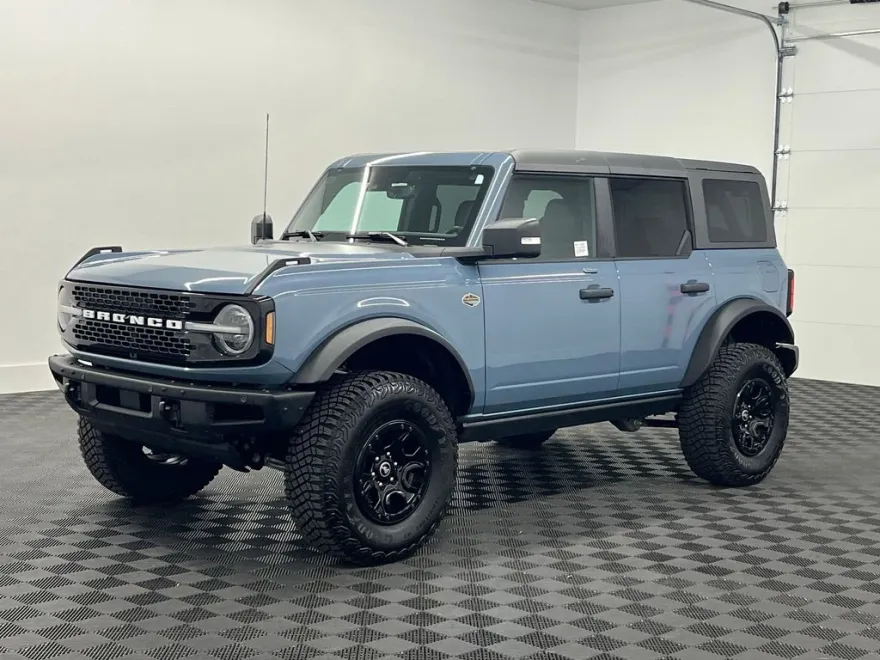 2023 Ford Bronco Wildtrak photo 1