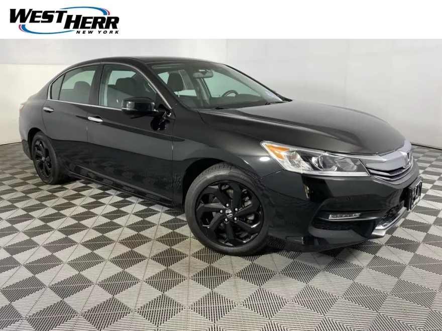 2017 Honda Accord EX photo 1