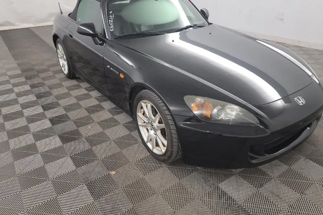2005 Honda S2000 Base photo 1