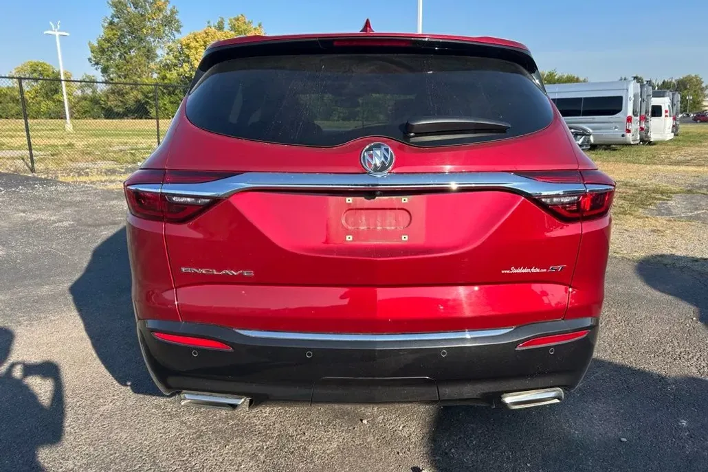 2020 Buick Enclave Essence photo 1