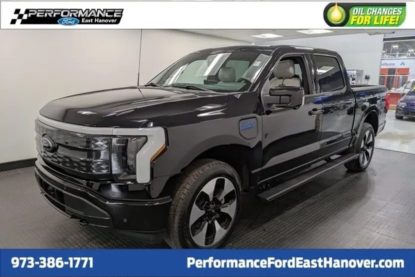 2024 Ford F-150 Lightning Platinum photo 1