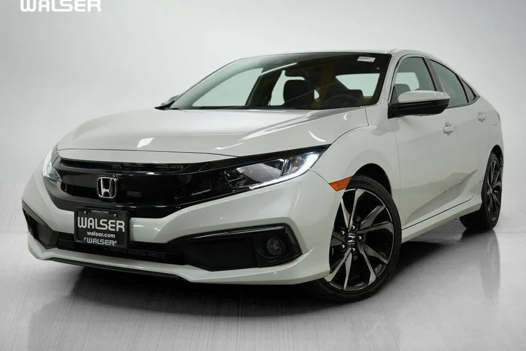 2021 Honda Civic Sport photo 1