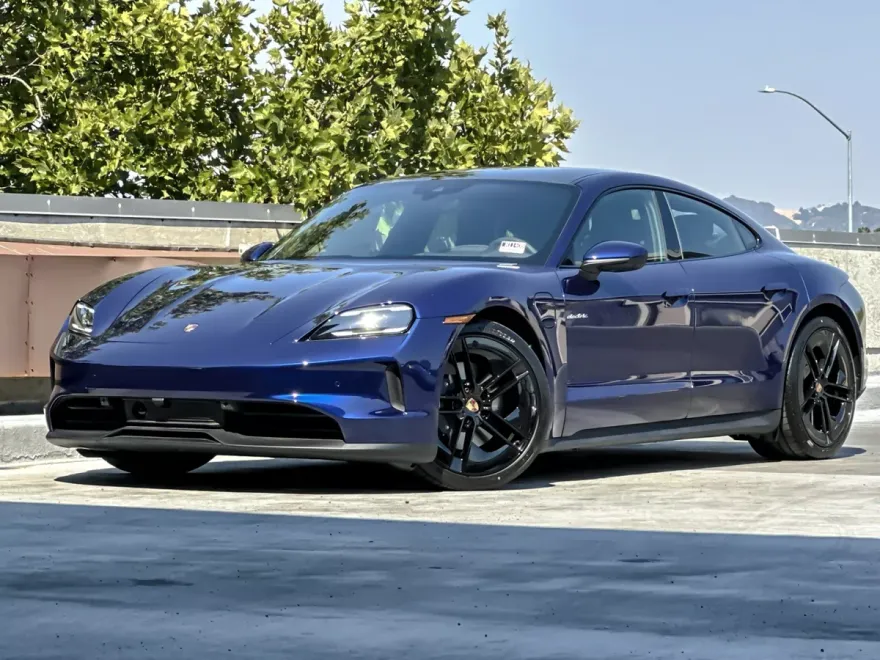 2025 Porsche Taycan 4 photo 1