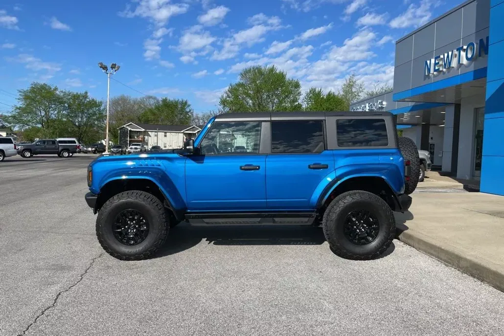 2024 Ford Bronco Raptor photo 1