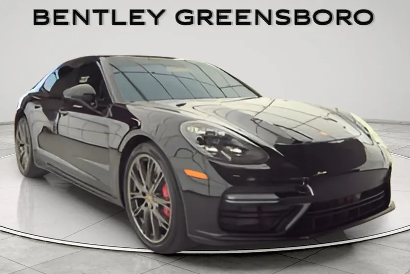 2020 Porsche Panamera Turbo photo 1