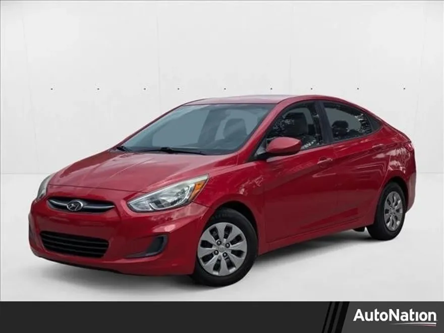 2016 Hyundai Accent SE photo 1