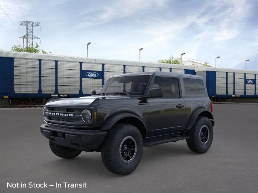 2025 Ford Bronco Base photo 1