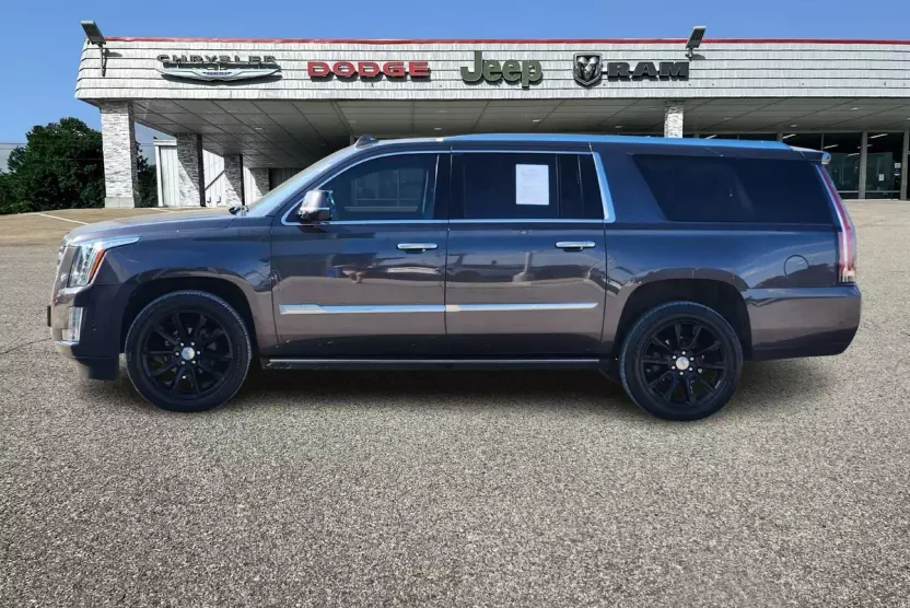 2018 Cadillac Escalade ESV Premium Luxury photo 1