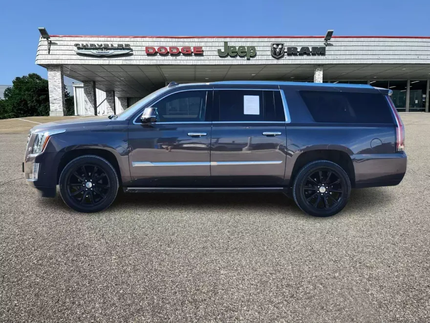 2018 Cadillac Escalade ESV Premium Luxury photo 1