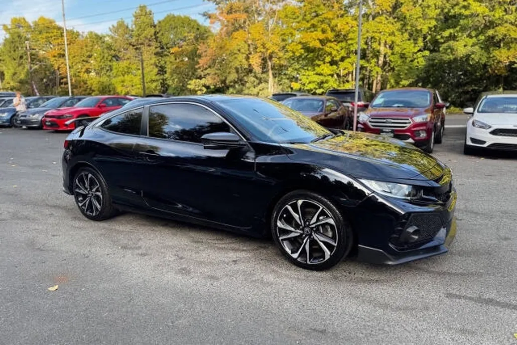 2018 Honda Civic Si photo 1