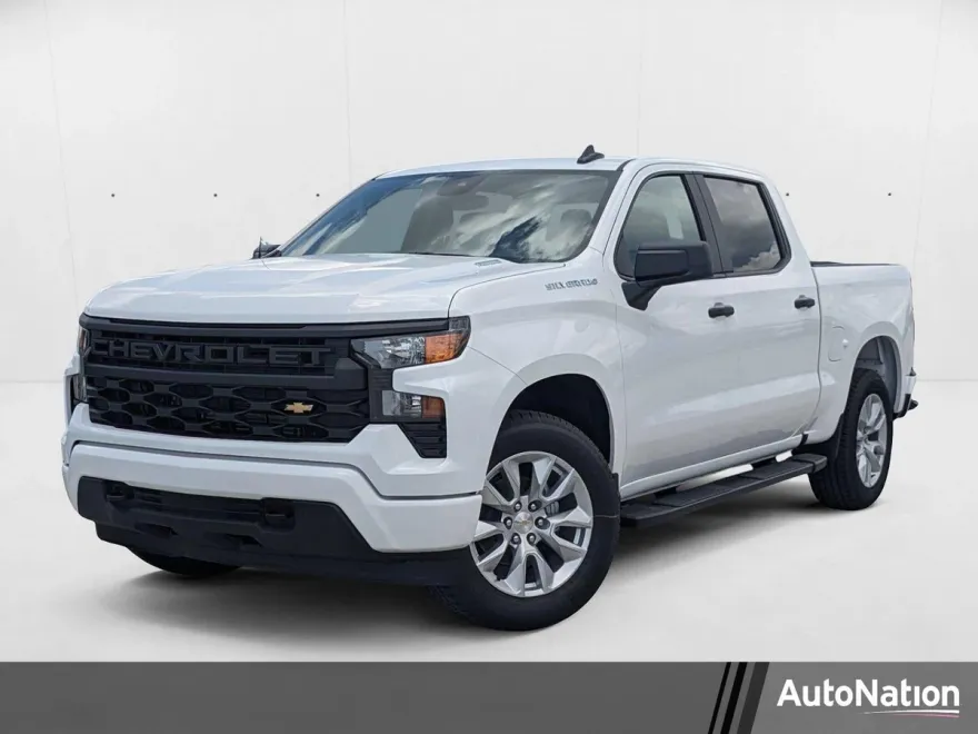 2025 Chevrolet Silverado 1500 Custom photo 1