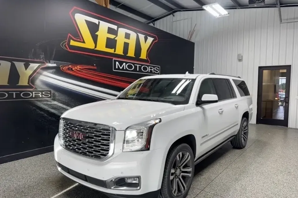 2019 Gmc Yukon XL Denali photo 1