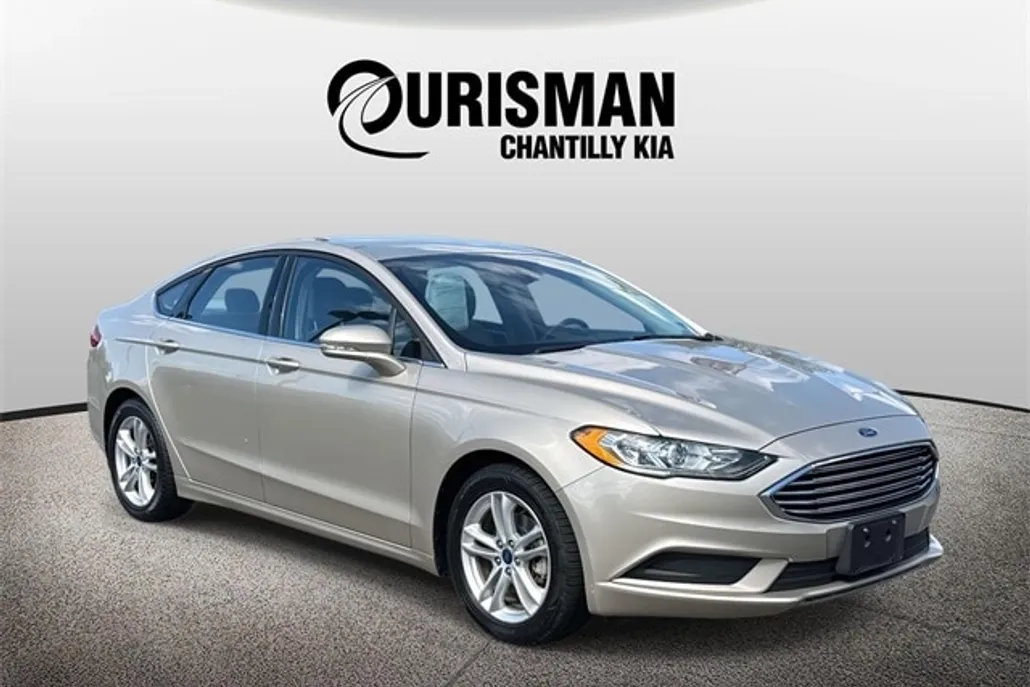 2018 Ford Fusion SE photo 1