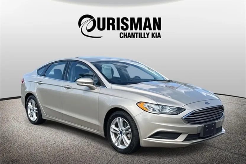 2018 Ford Fusion SE photo 1
