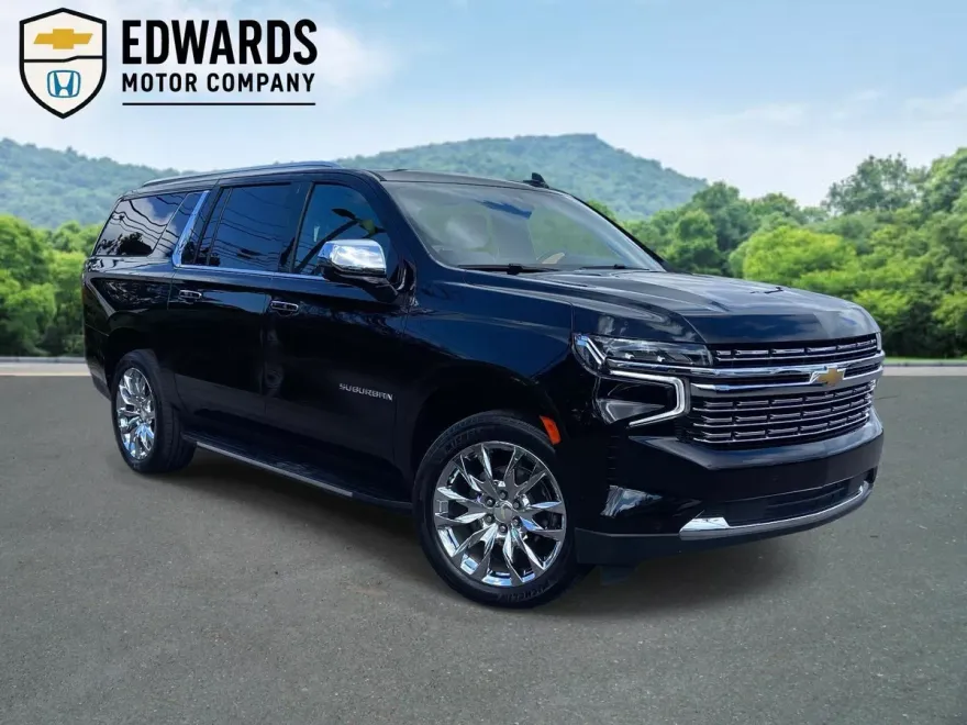 2022 Chevrolet Suburban Premier photo 1