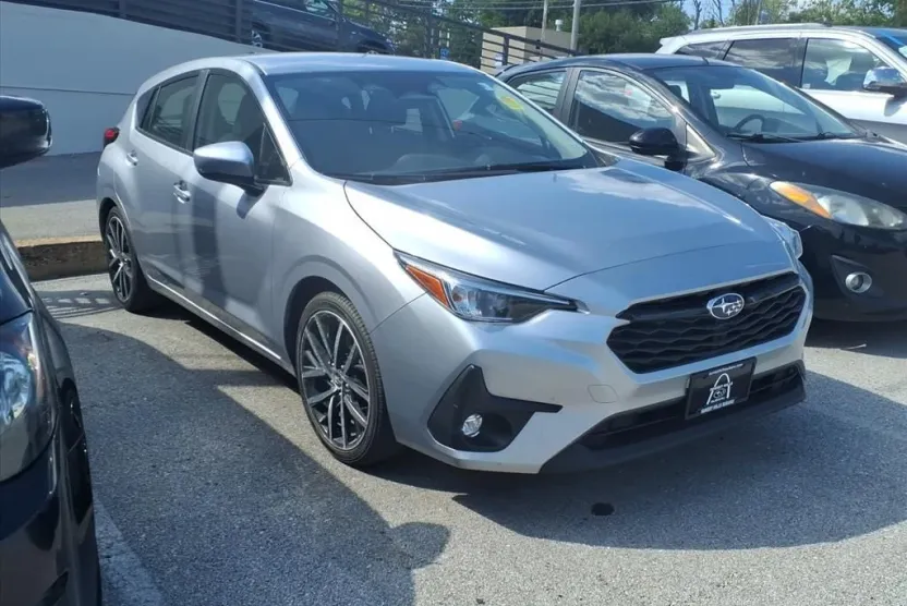 2024 Subaru Impreza Sport photo 1