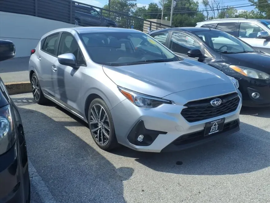 2024 Subaru Impreza Sport photo 1