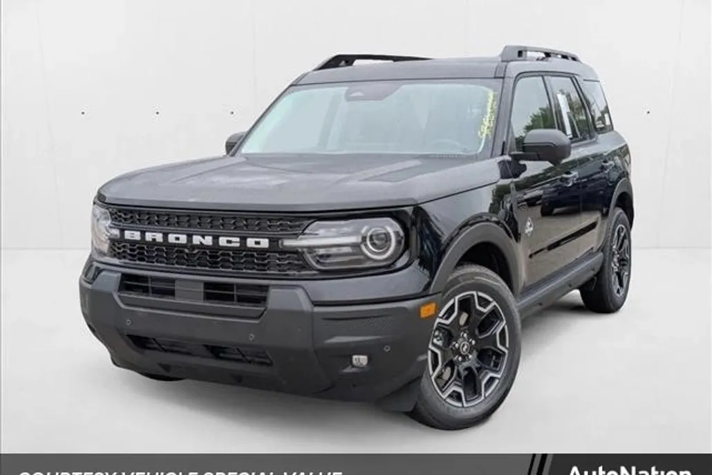 2025 Ford Bronco Sport Outer Banks photo 1
