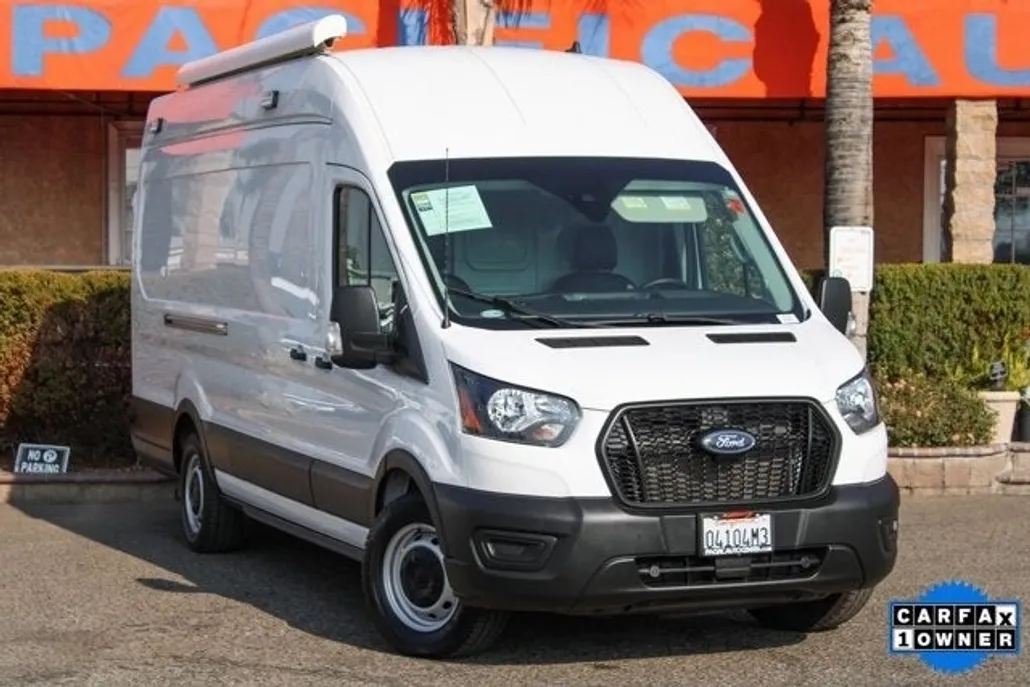 2022 Ford Transit photo 1