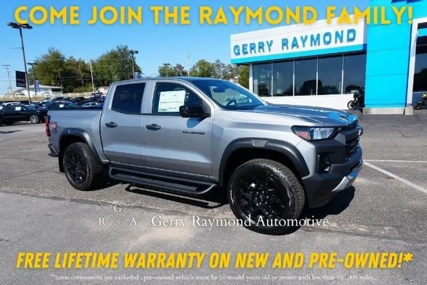 2026 Chevrolet Colorado Trail Boss photo 1