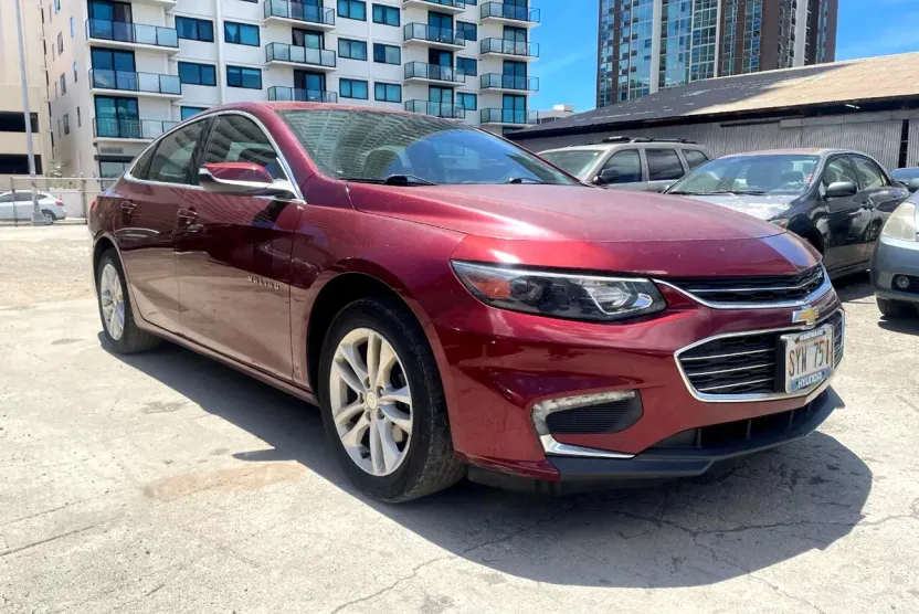 2016 Chevrolet Malibu 1LT photo 1