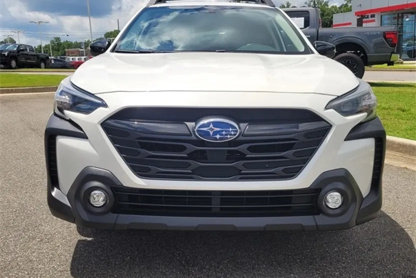 2024 Subaru Outback Onyx Edition photo 1