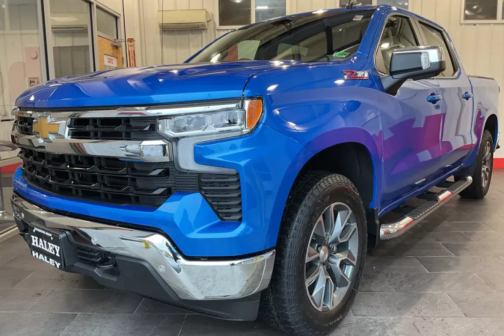 2026 Chevrolet Silverado 1500 photo 1