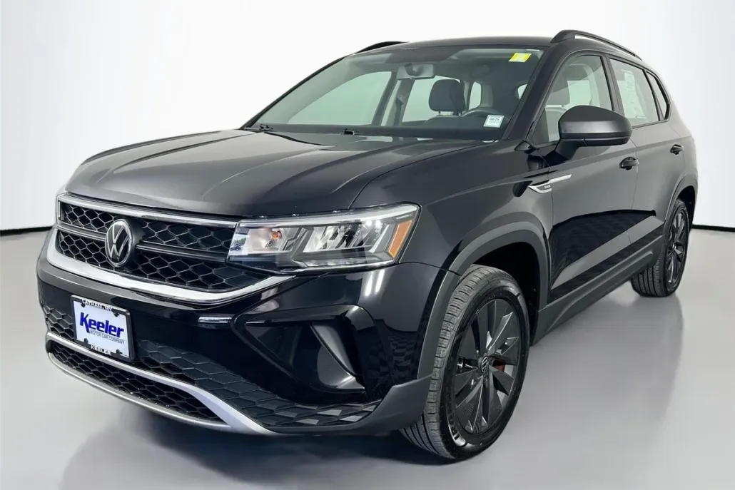 2022 Volkswagen Taos S photo 1