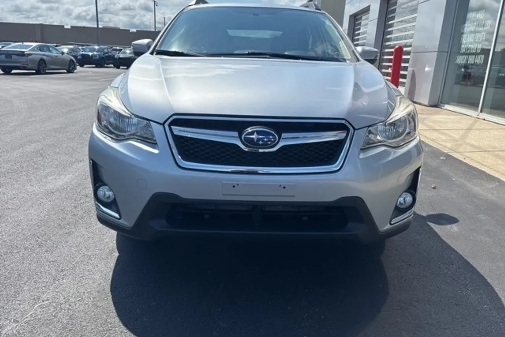 2017 Subaru Crosstrek 2.0i Limited photo 1