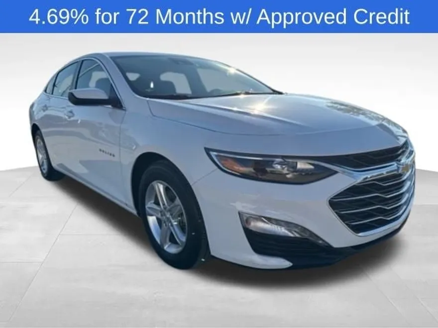 2024 Chevrolet Malibu 1LT photo 1
