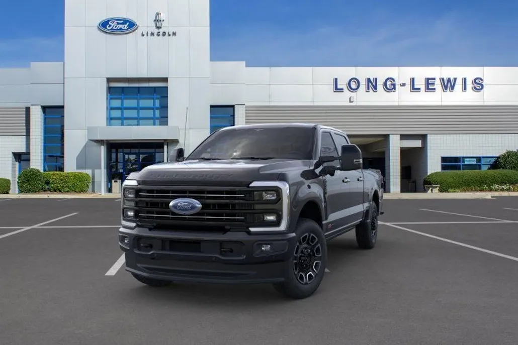 2025 Ford F-250 Platinum photo 1