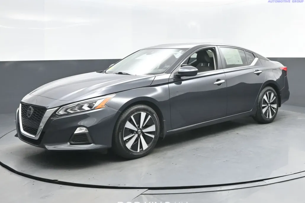 2022 Nissan Altima 2.5 SV photo 1