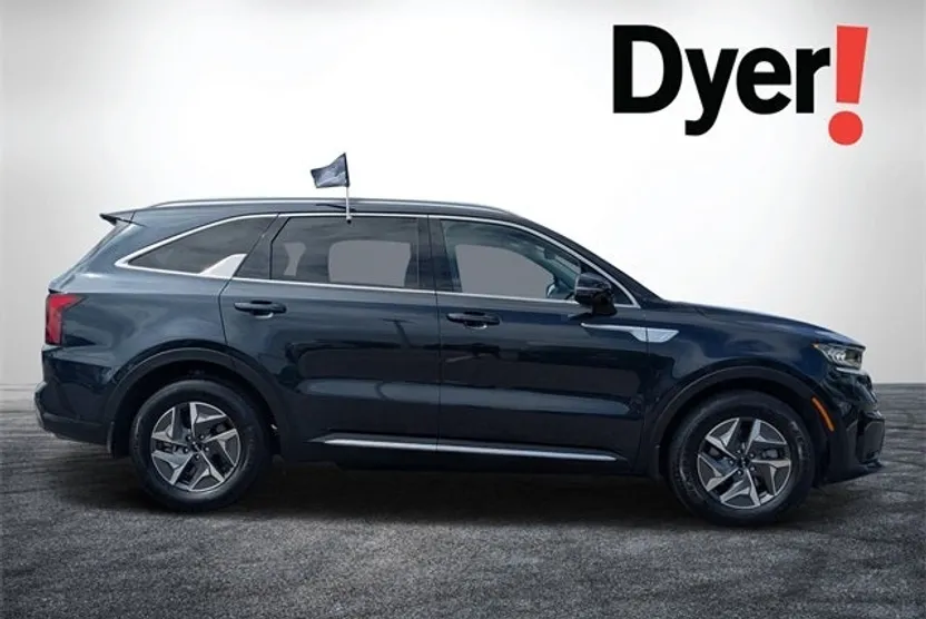 2022 Kia Sorento Hybrid EX photo 1