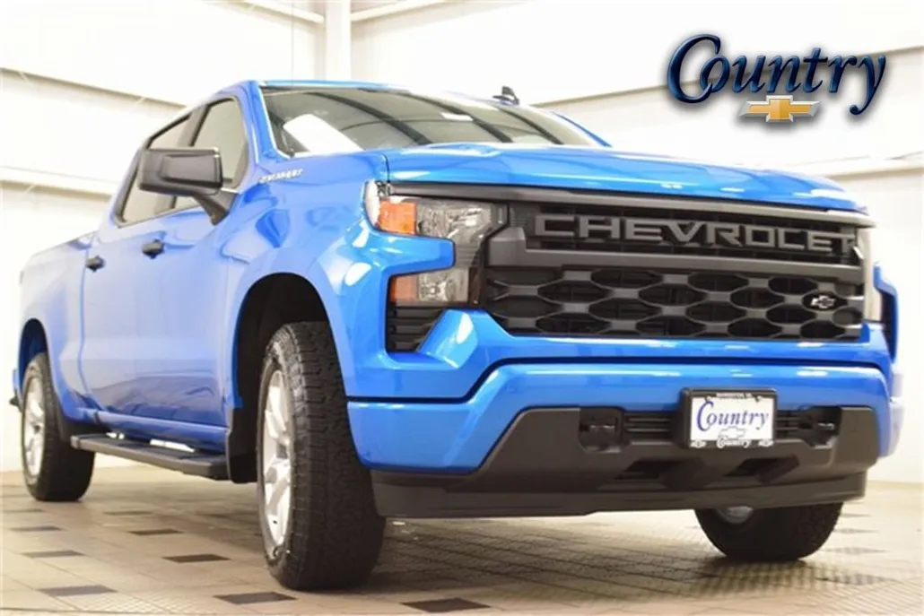 2025 Chevrolet Silverado Custom photo 1