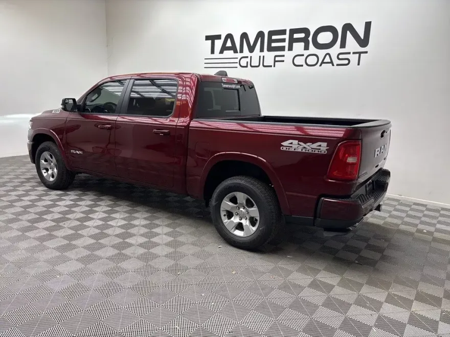 2025 Ram 1500 Big Horn Lone Star photo 3