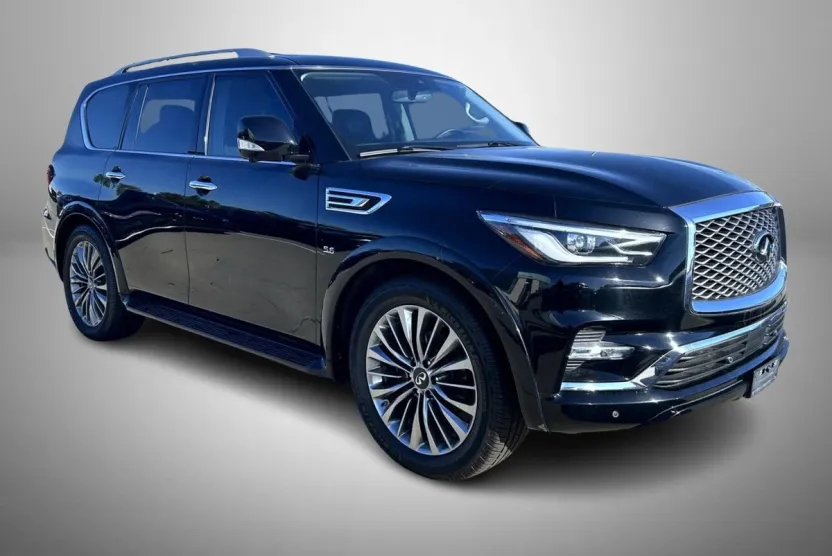 2018 Infiniti QX80 Base photo 1