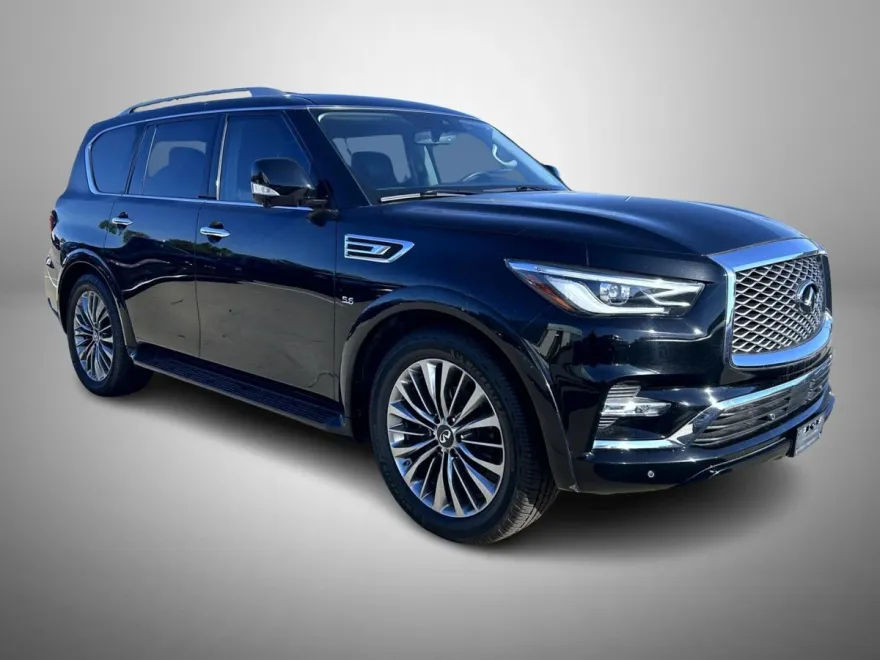 2018 Infiniti QX80 Base photo 1