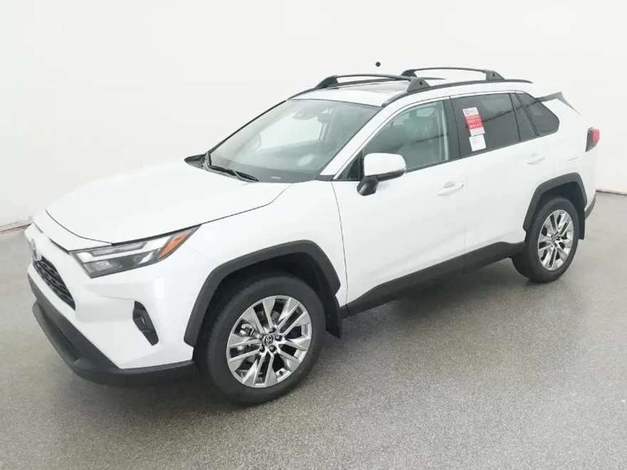 2025 Toyota RAV4 XLE Premium photo 1